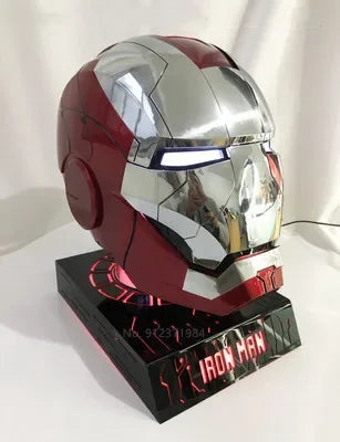 Casco Iron Man MK5 1:1 con Apertura Automatica, Comandi Vocali e LED – 60 cm
