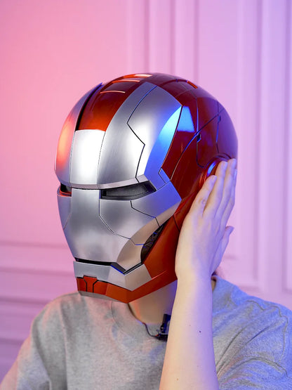 Casco Iron Man MK5 1:1 con Apertura Automatica, Comandi Vocali e LED – 60 cm