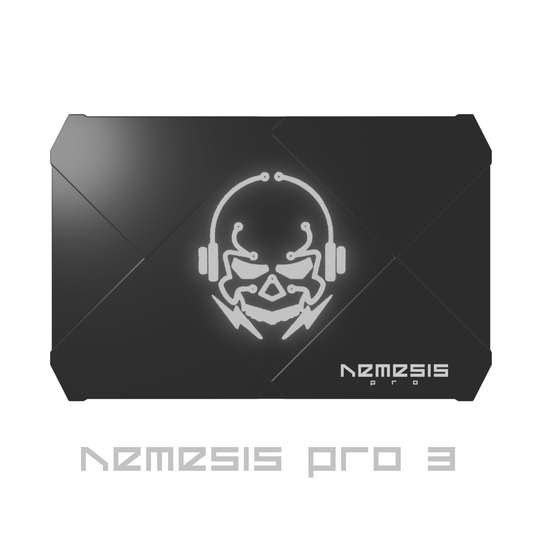 Nemesis Pro 3 – Retro modern console con Ryzen 9 7940HS e Radeon 780M